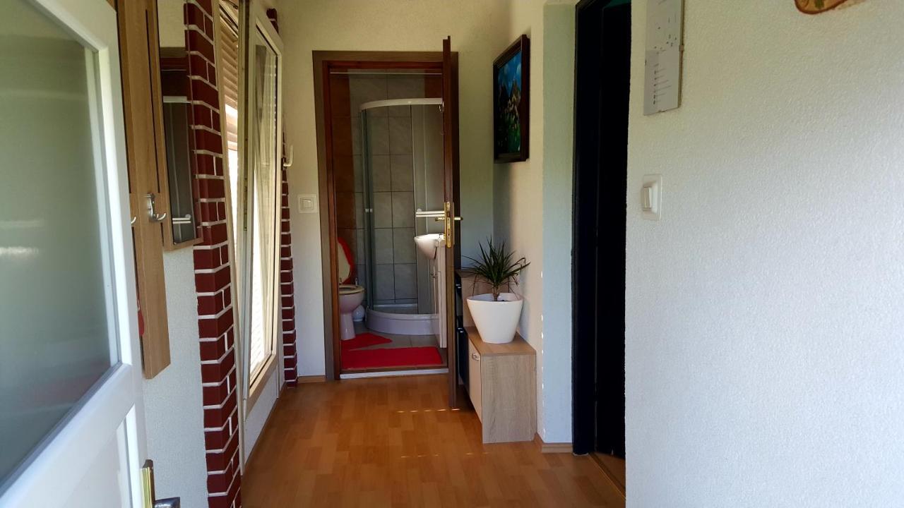 Villa Kuca Za Odmor Vinica Breg Varaždin Exterior foto